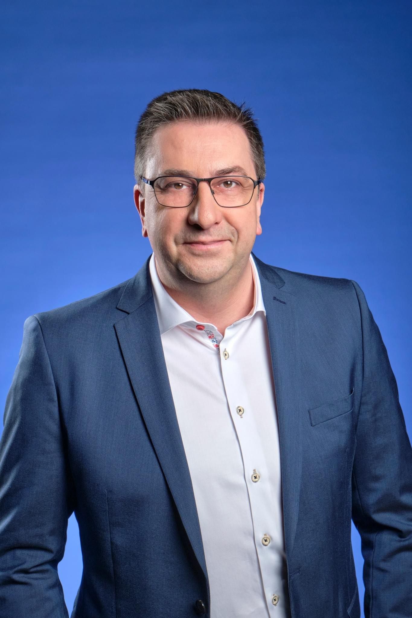 Manu